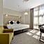 Clarion Suites Gateway