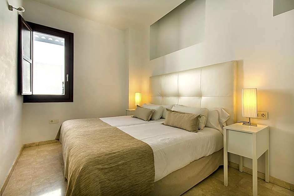 Elvira Suites