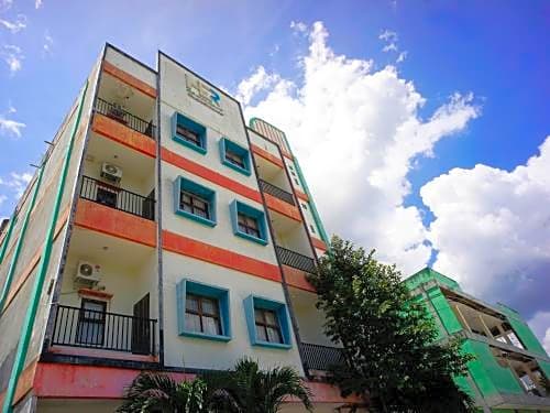 OYO 2886 Her Mandiri Guest House