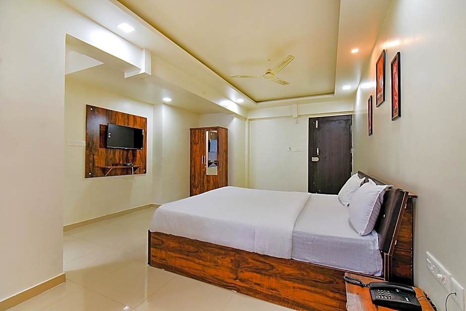 FabHotel White House - Nr. Sinhagad Speciality Hospital