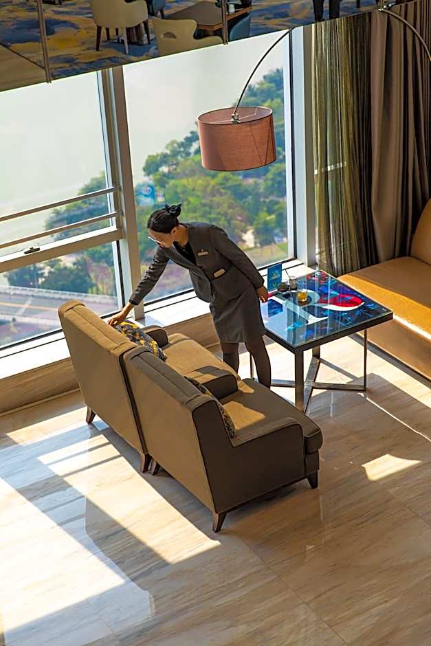 Renaissance Huizhou Hotel