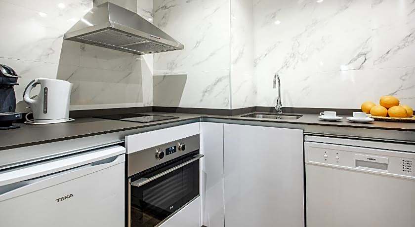 Apartmentos Eurobuilding 2