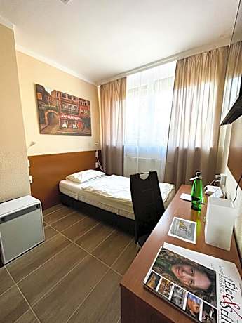 Single Room with Bathroom