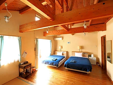 Log House Japanese-Western Style Room, with Shared Bathroom