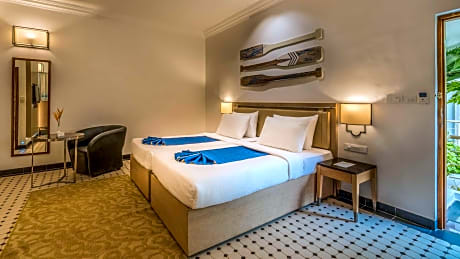 Superior Room - 15% discount on Food and Soft beverages