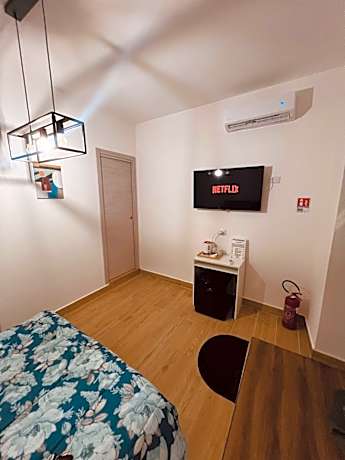 Deluxe Double Room with Shower