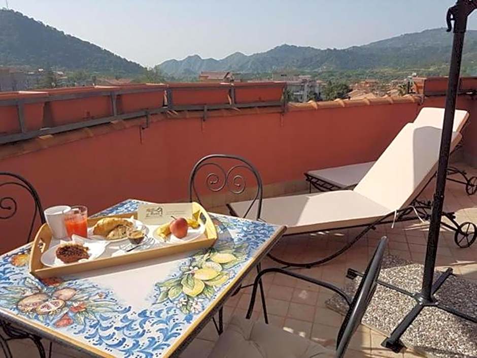 La Porta dell'Alcantara