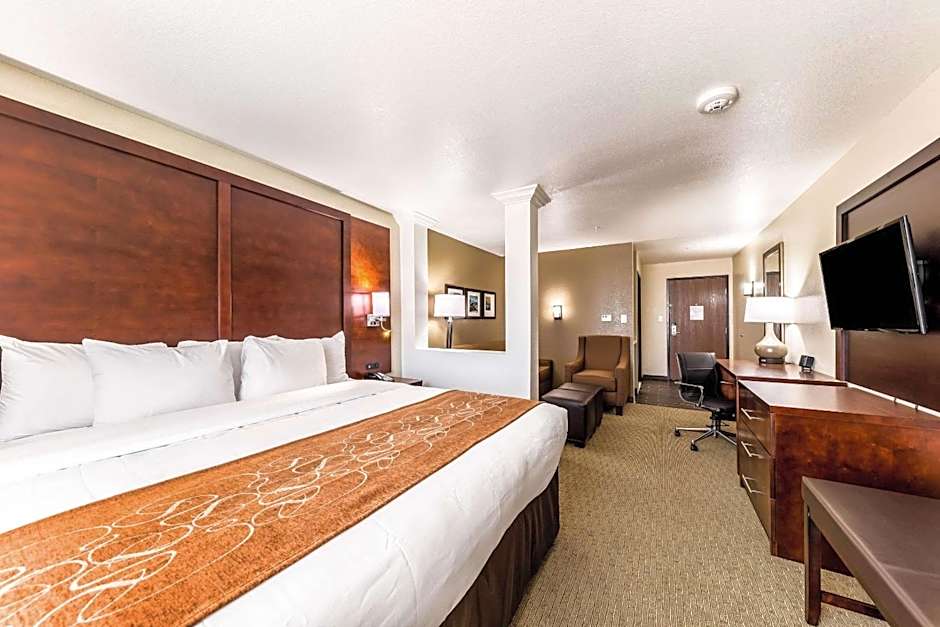 Comfort Suites Grand Prairie - Arlington North