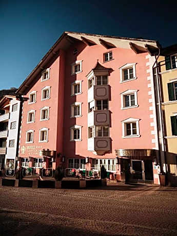 Cityhotel Goldener Adler B&B
