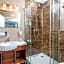 Best Western Plus Celebrity Suites