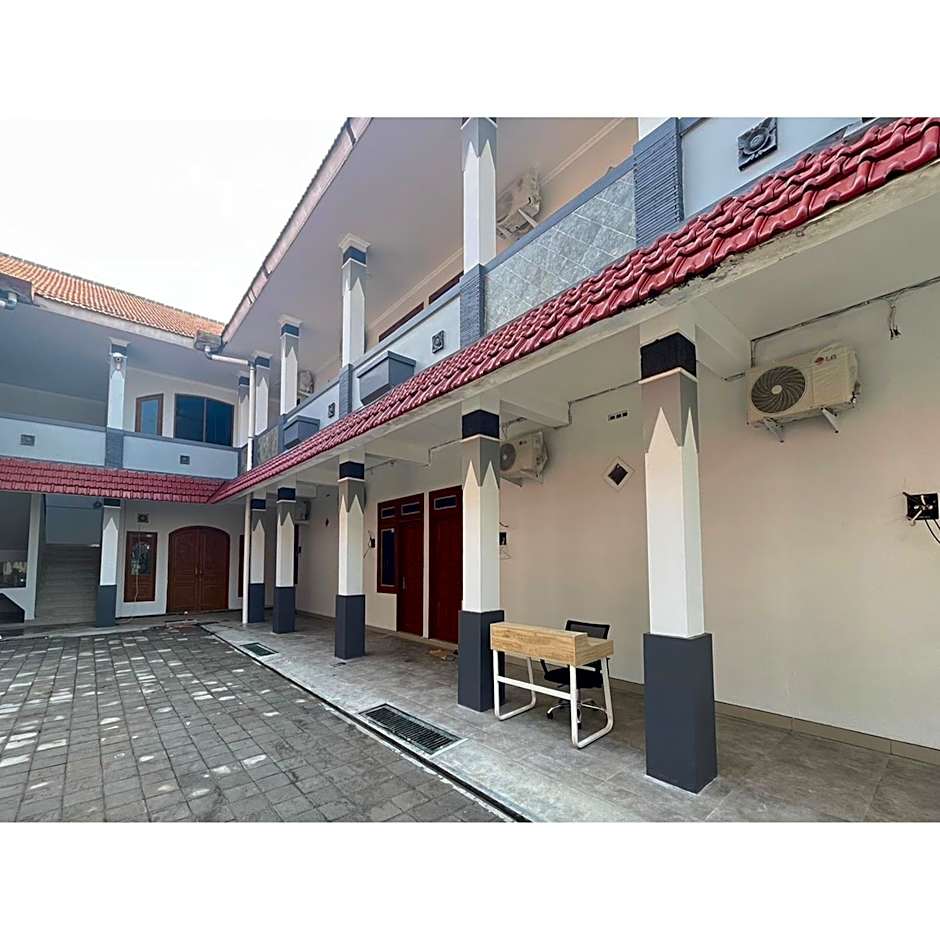 Menerima Kost Putri By RedDoorz – Sleman, MN