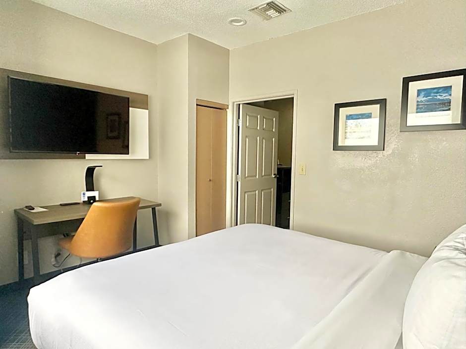 Comfort Inn & Suites Cartersville - Emerson Lake Point