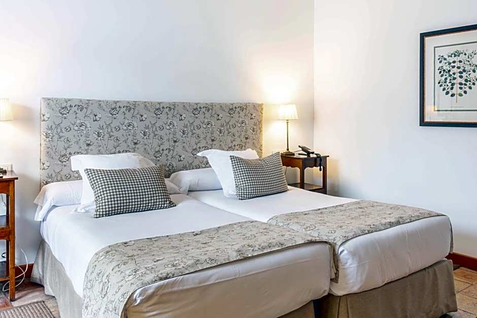 Hotel Puerta de la Luna