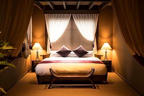 Deluxe King Room(Calm Bali)