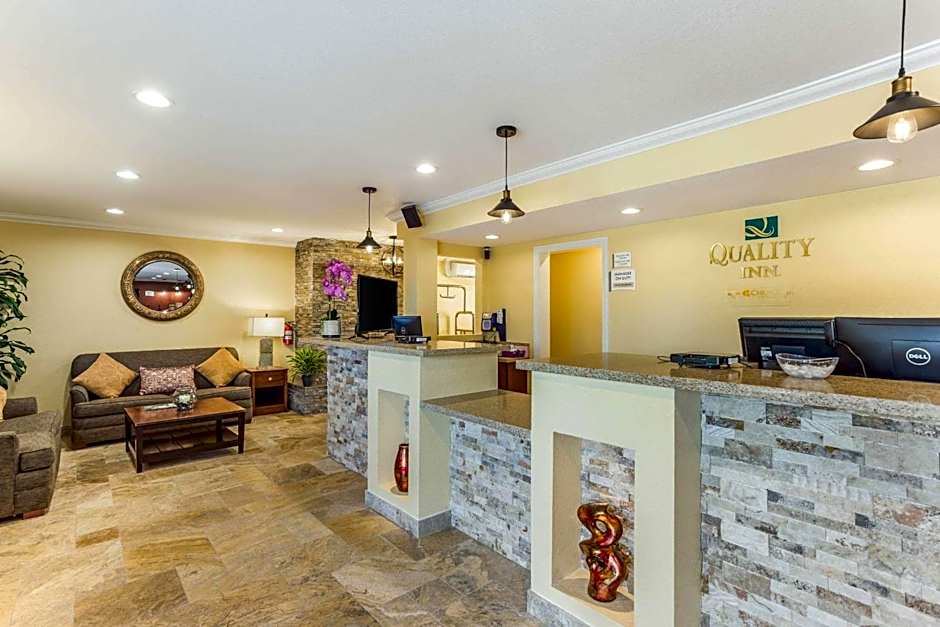 Quality Inn Escondido Downtown