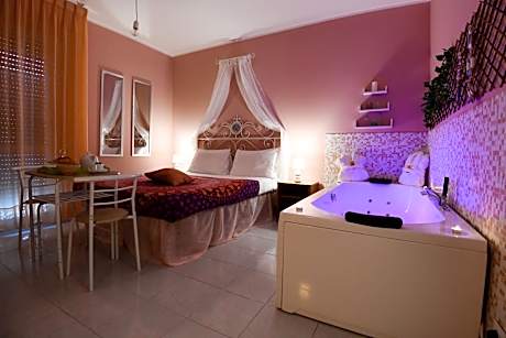 Double Room with Spa Bath