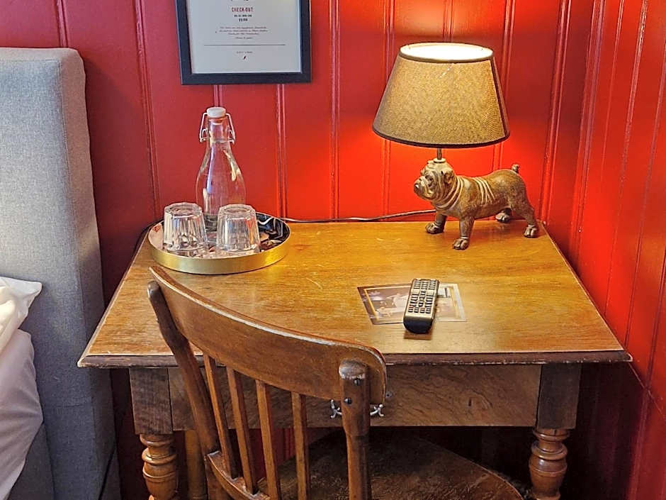 Hotel & Bistro Pêle-Mêle