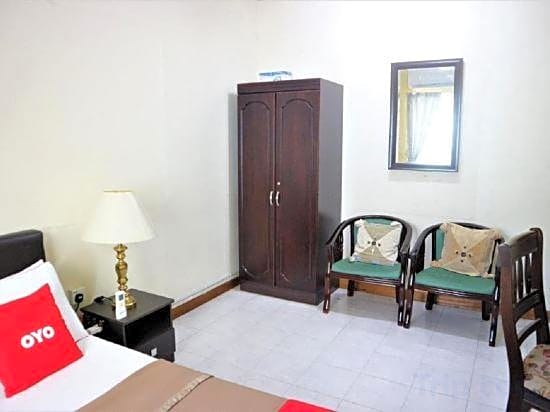 OYO Homes 90300 D'hitech Home