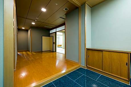 Junior Suite with Mountain View