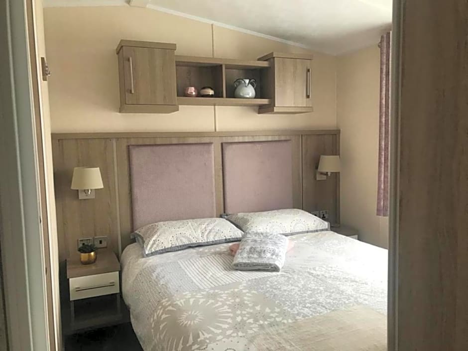 Number 42 @ Lilliardsedge