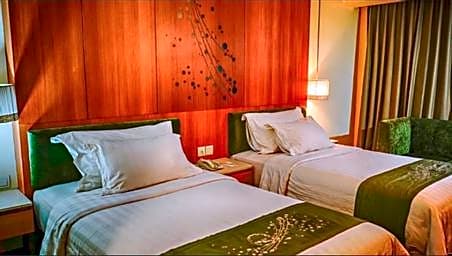 GRAND ALLISON HOTEL