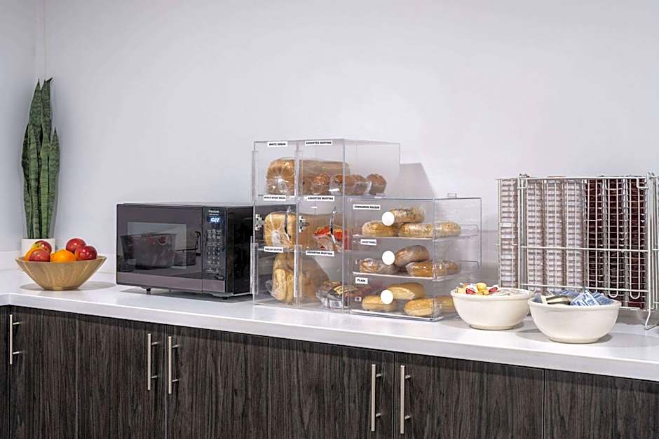 Travelodge Suites by Wyndham Saint John