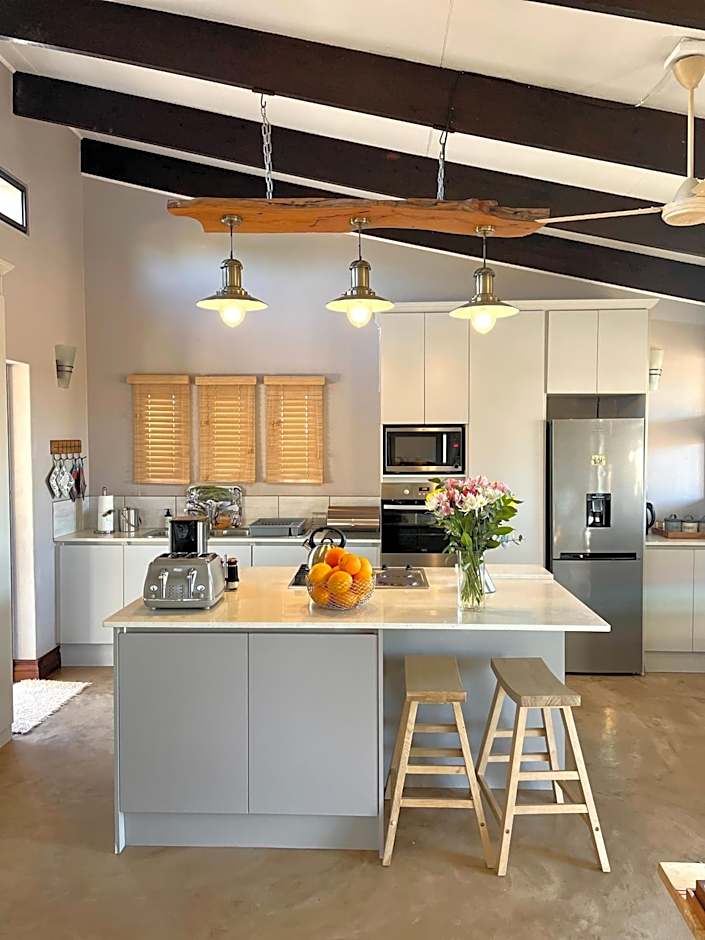 iKhaya LamaDube Game Lodge