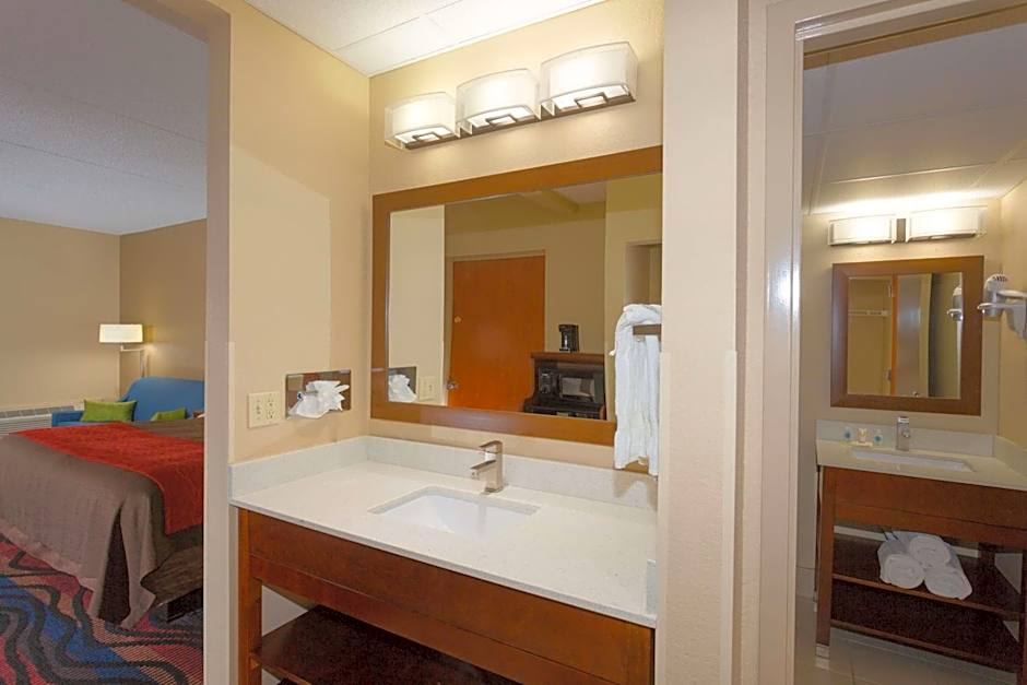 Baymont by Wyndham Bonita Springs Naples North