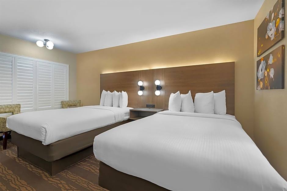 Best Western Plus Stovall's Inn