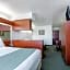 Microtel Inn & Suites By Wyndham Marianna