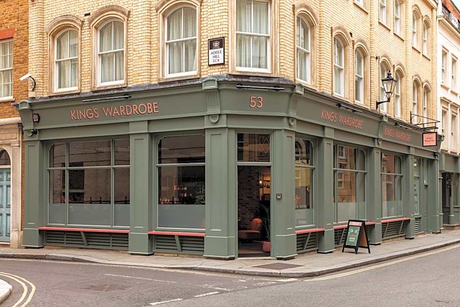 Native Kings Wardrobe, St Pauls