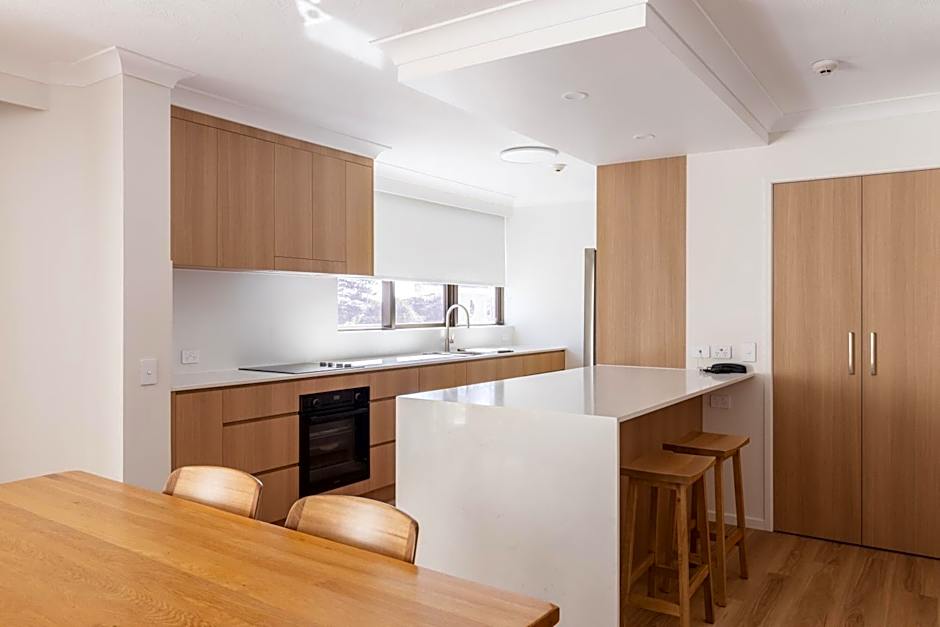 Columbia Beachfront Apartments on Rainbow Bay