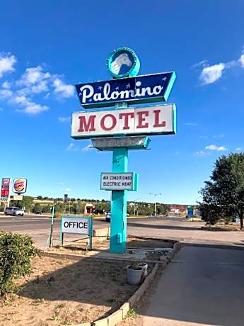 Palomino Motel