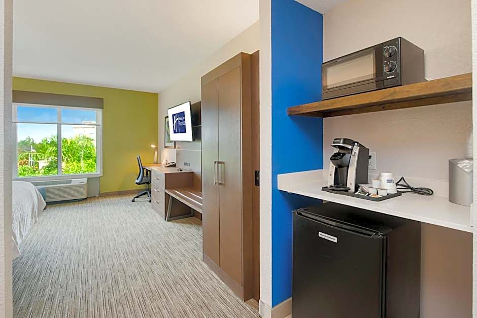 Holiday Inn Express Hotel & Suites Orlando - Apopka By IHG