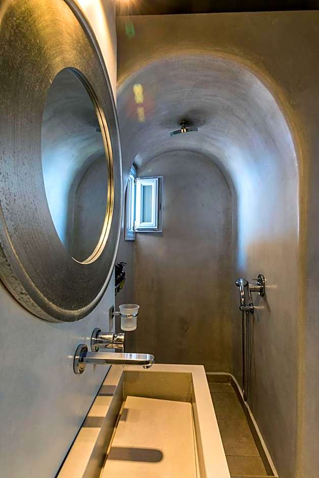 Blue Dolphins Apartments