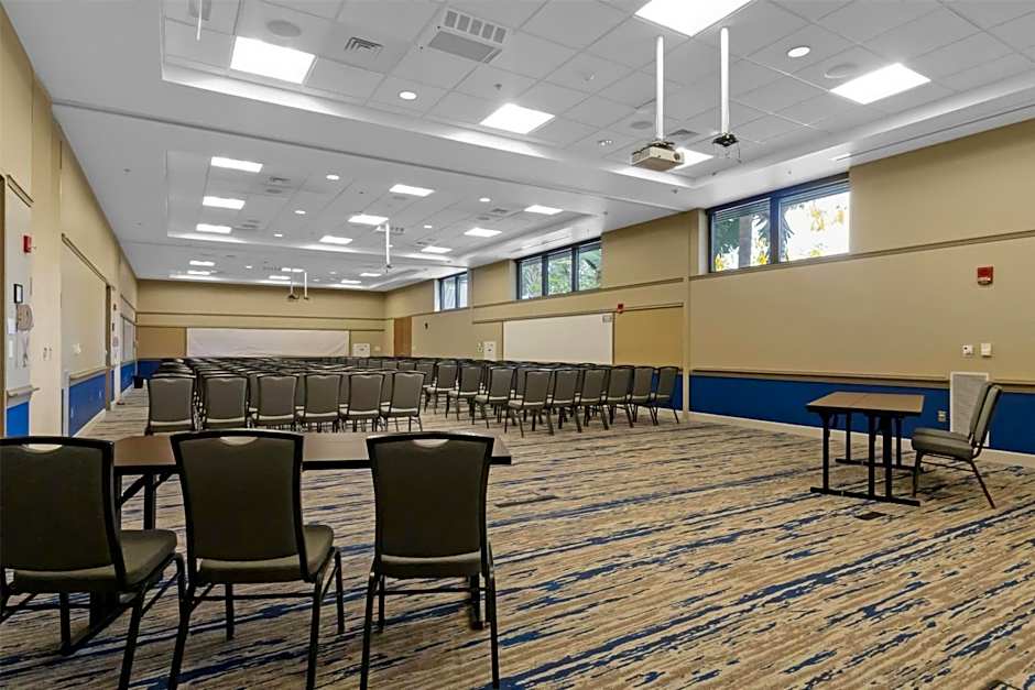 DoubleTree Hilton Hotel Exec Meeting Center Palm Beach Gardens