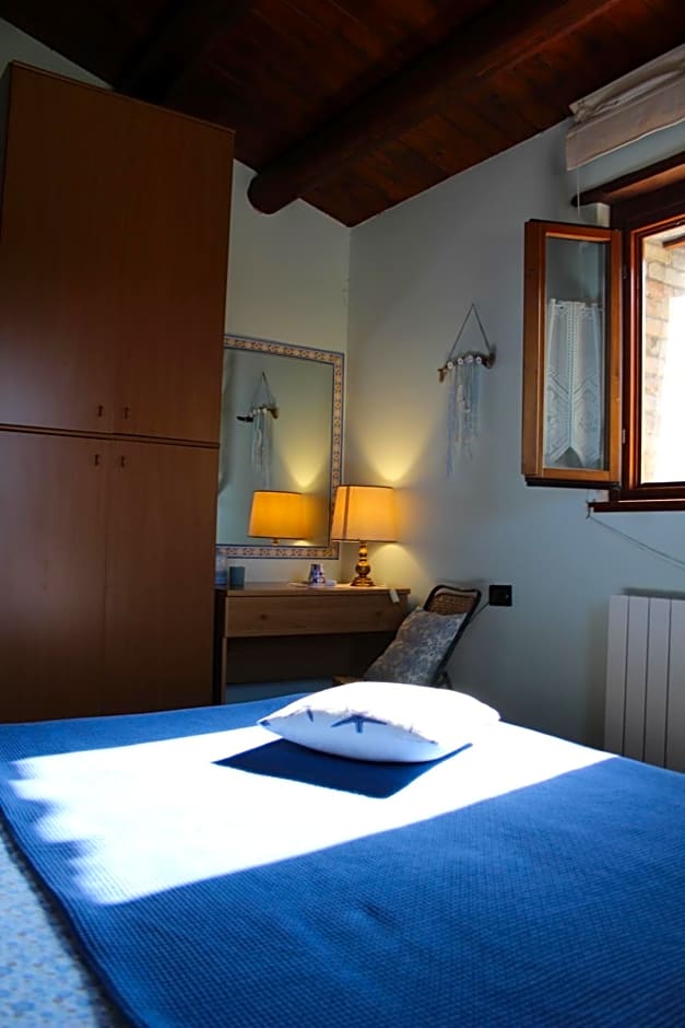 Casale Fontanile Bed and Breakfast