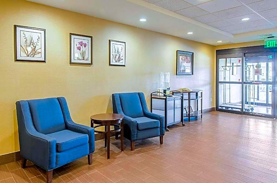 Comfort Suites Wytheville near Conference Center