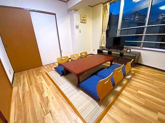Yoyogi Apartment 2-401