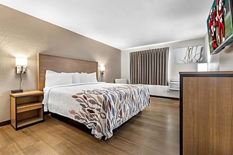 Deluxe King Room Non-Smoking