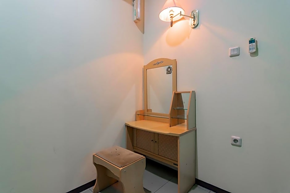 RedDoorz @ Achino Hotel Bandung