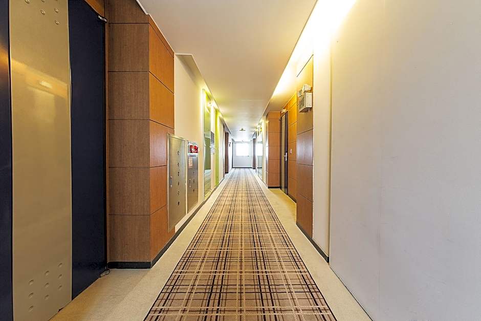 Metro Tourist Hotel Cheonan