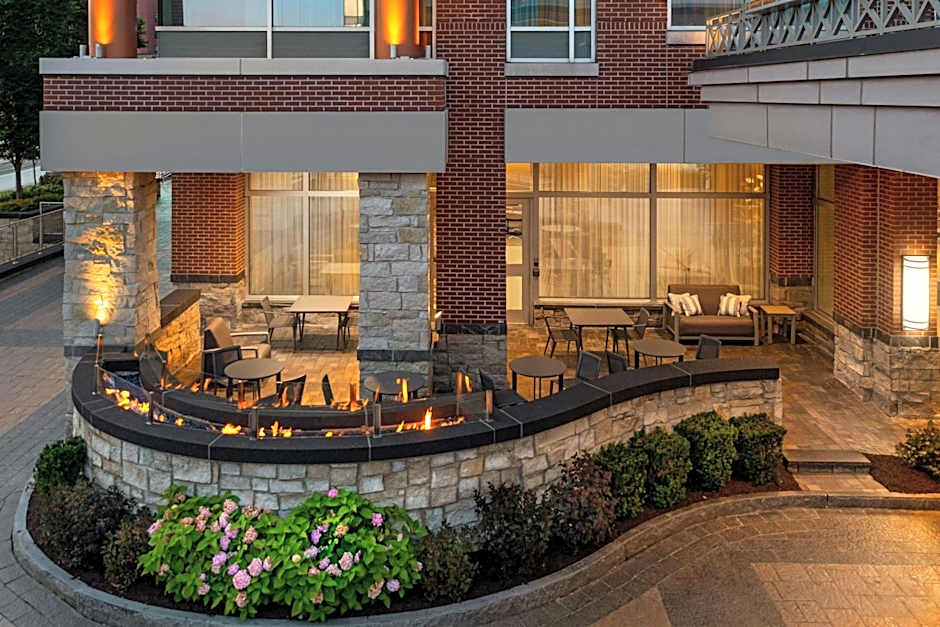 Courtyard by Marriott Buffalo Downtown/Canalside