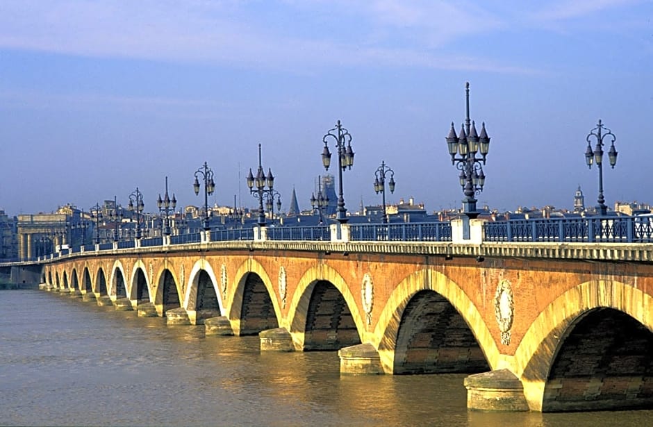 Mercure Bordeaux Cité Mondiale Centre Ville