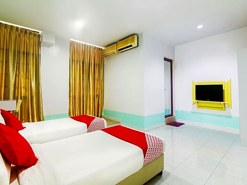 OYO 880 Hotel Purple Town