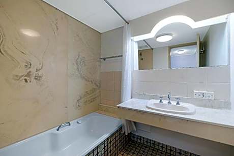 2 Bedroom Family Suite