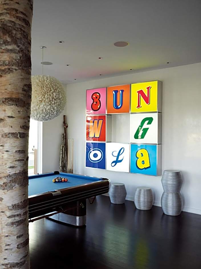 Bungalow Hotel