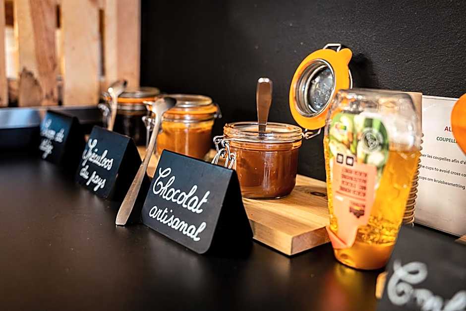 Auberge de Jeunesse de Tournai - Youth Hostel