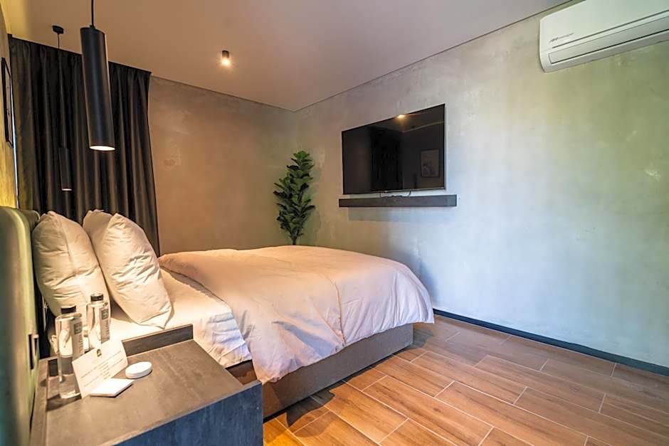 Hotel Alcala Expo