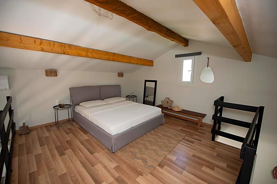 Elves Studios& Apartment's SIDARI